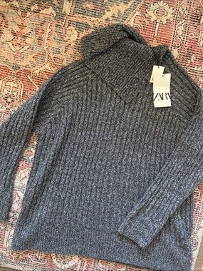 Zara Gray Ribbed Hooded Sweater